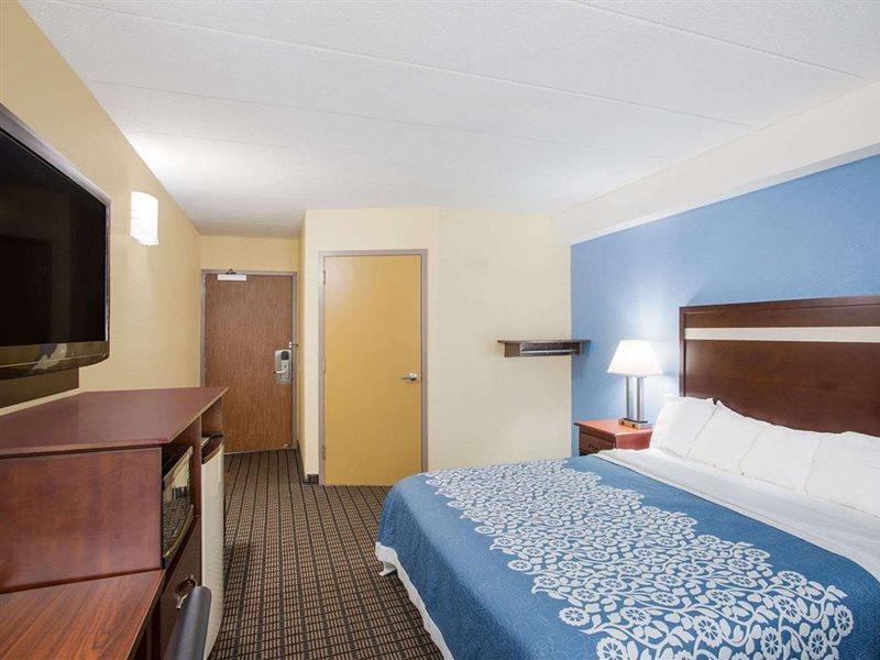 Days Inn By Wyndham New Haven Buitenkant foto